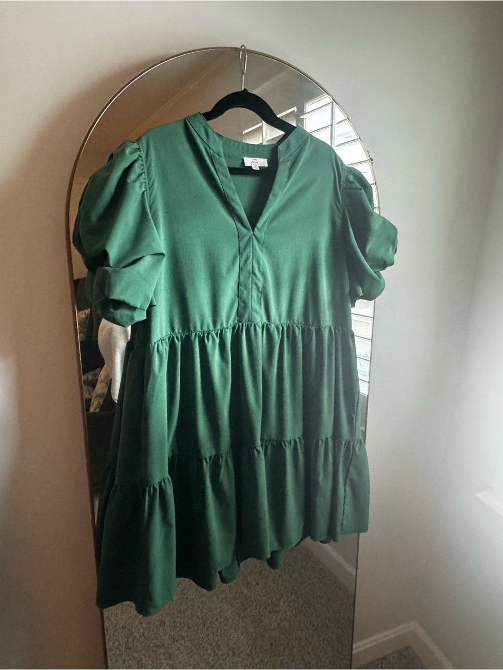 entro Green Tiered Puff Sleeve Mini Dress